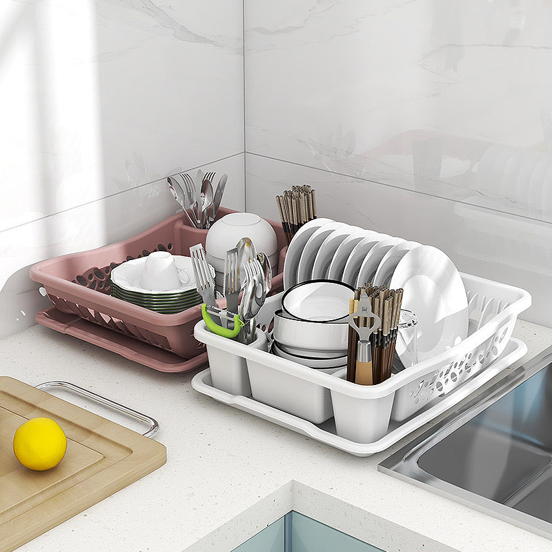 Organizuese /kulluese plastike per ene kuzhine