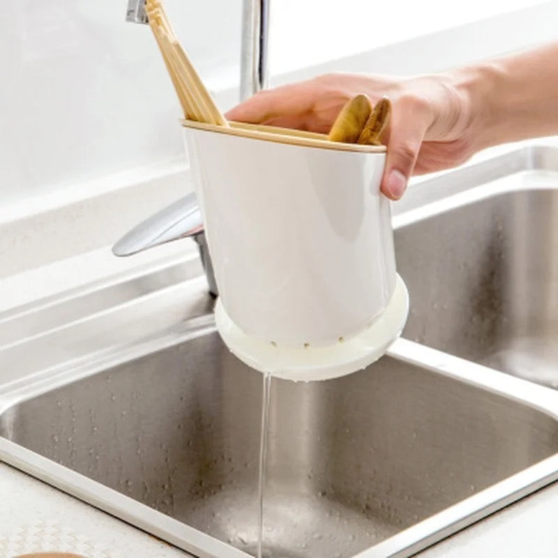 Organizuese/ kulluese per enet e kuzhines