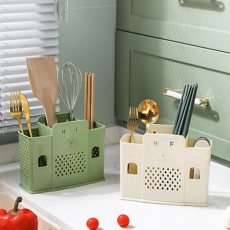 Organizuese plastike për serviset e kuzhinës me 3 ndarje