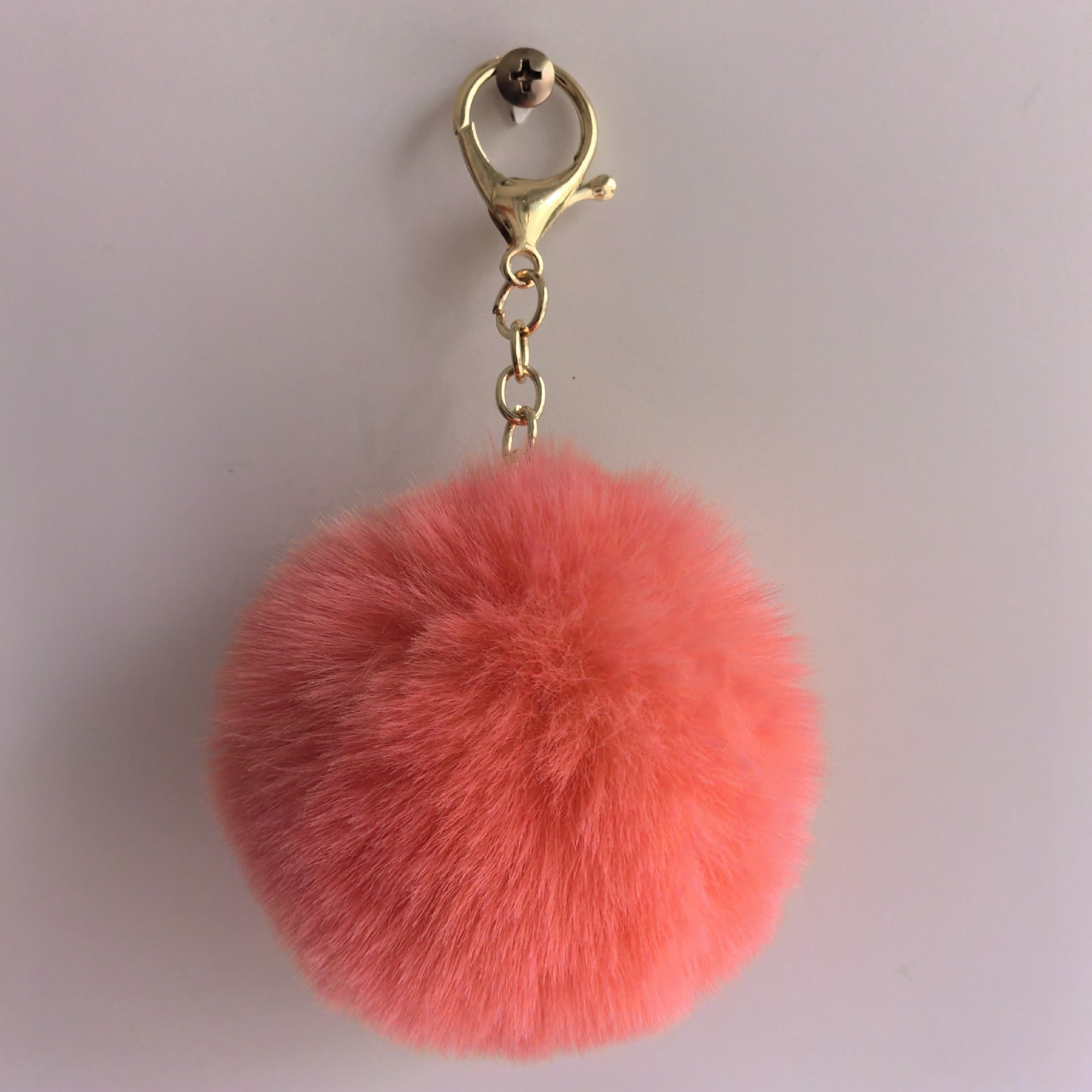 Varëse çelësash në formë topi