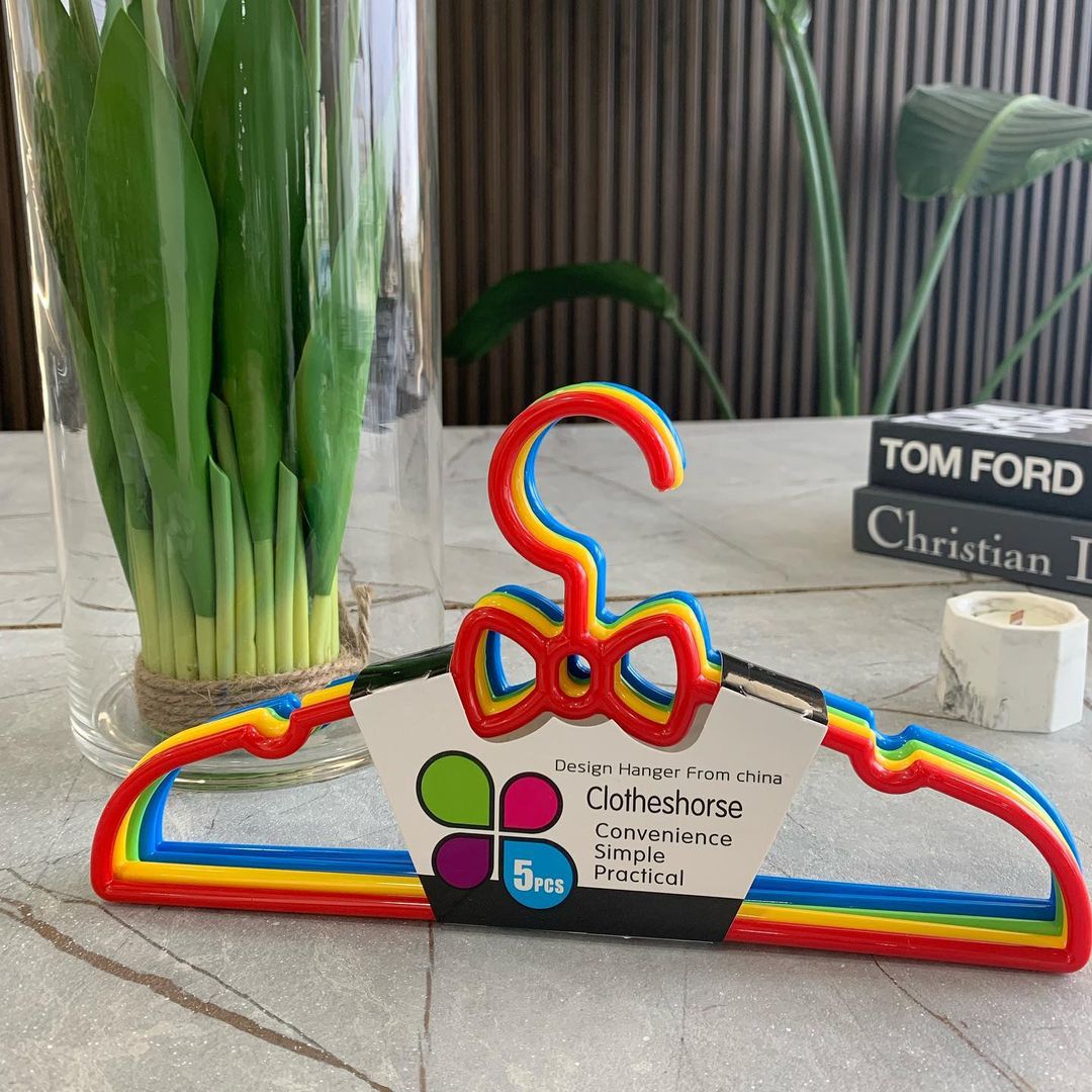 Varese rrobash per femije