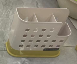 Organizuese plastike për serviset e kuzhinës me 3 ndarje