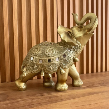 Statujë elefanti ngjyrë gold me gura zbukurues