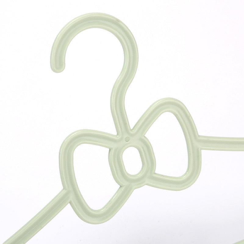 Varëse rrobash pastel për fëmijë