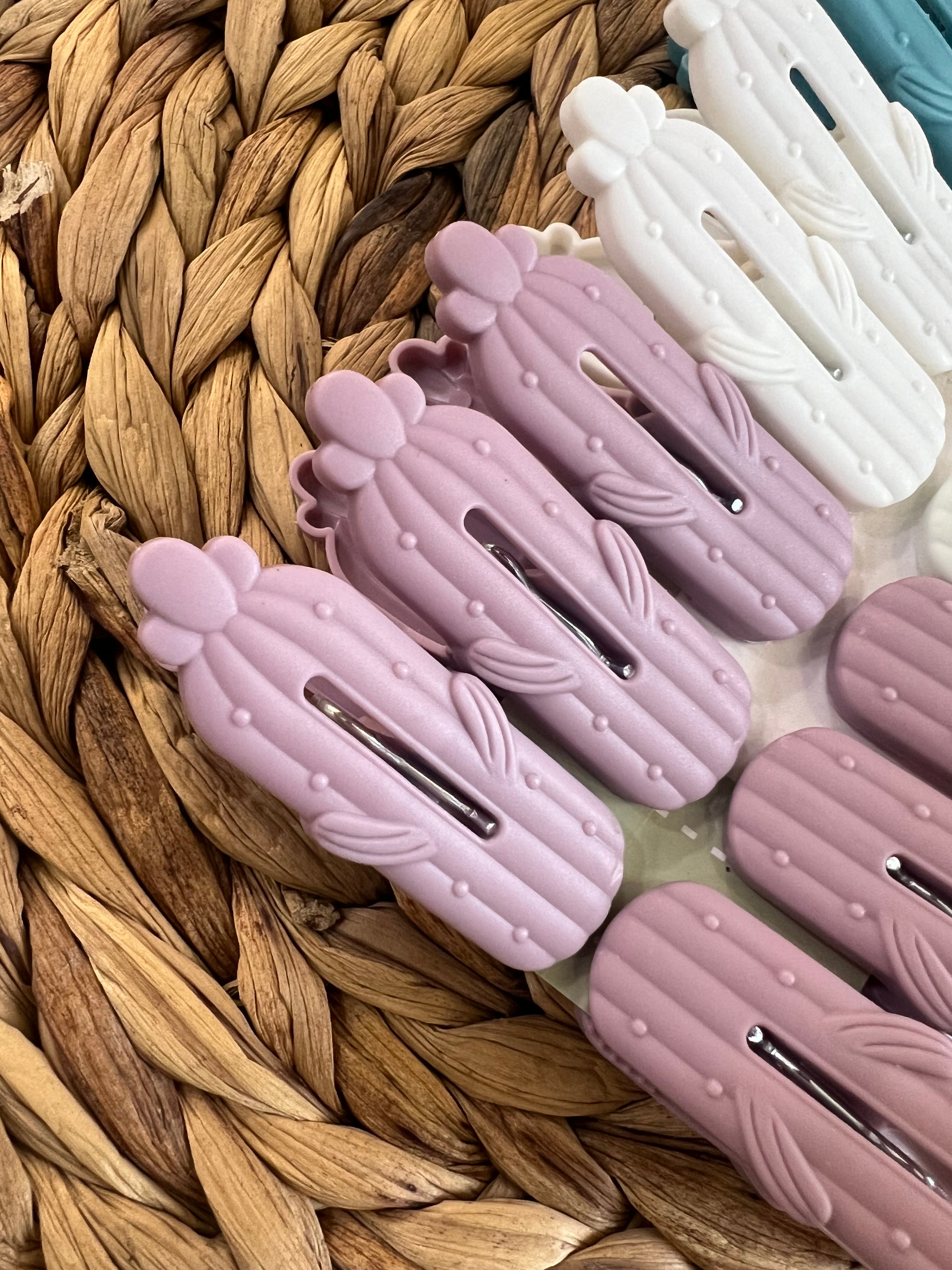 Kapese rrobash ne formë kaktusi