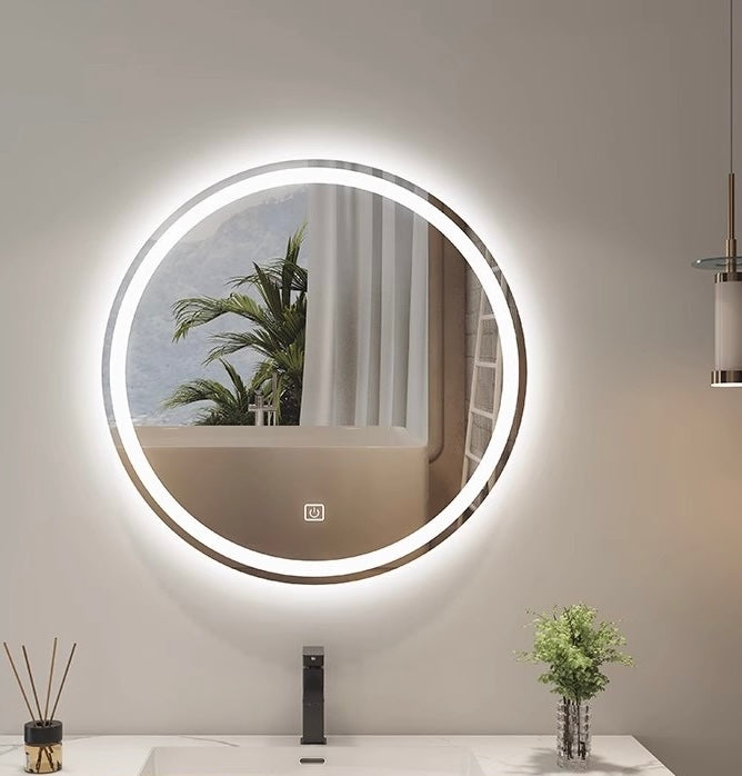 Pasqyrë me dritë LED