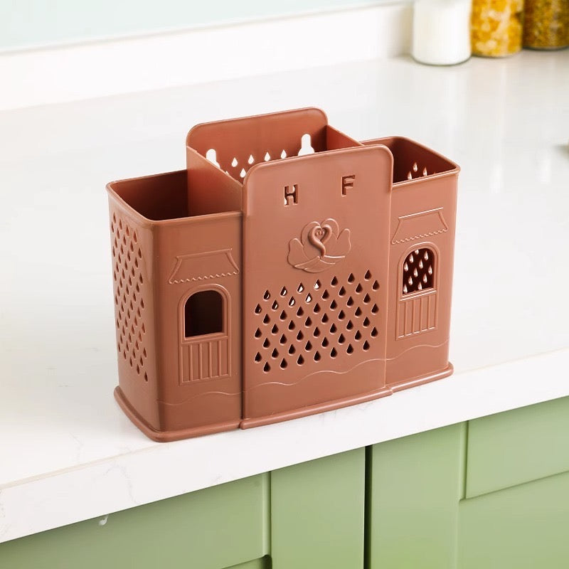 Organizuese plastike për serviset e kuzhinës me 3 ndarje