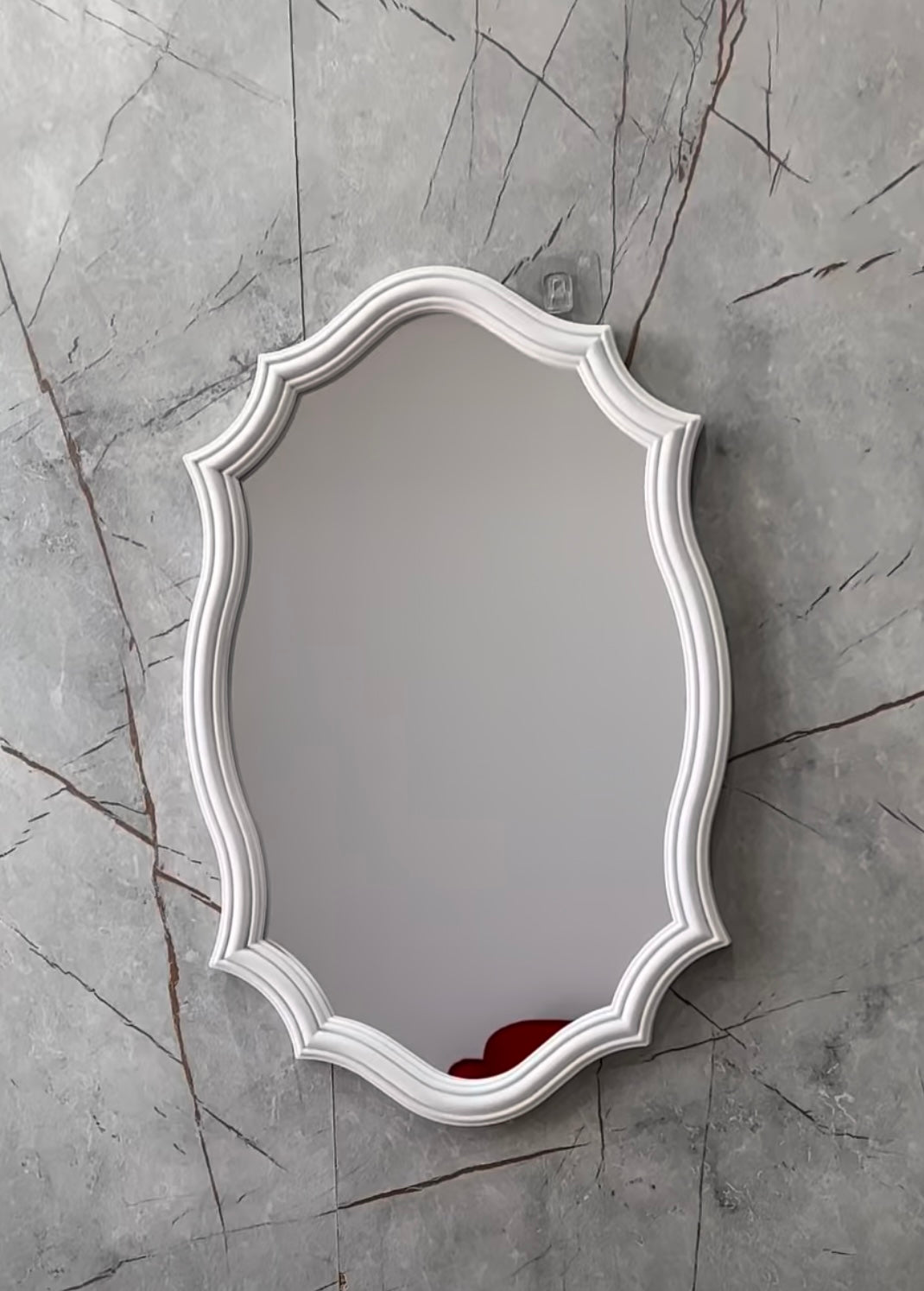 Pasqyrë muri dekorative