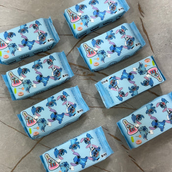 Miniletra të lagura për fëmijë me figura Stitch