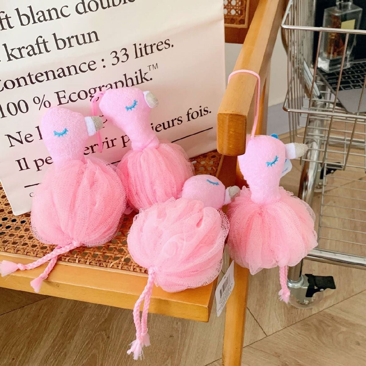 Sfungjer trupi në forme pelikani