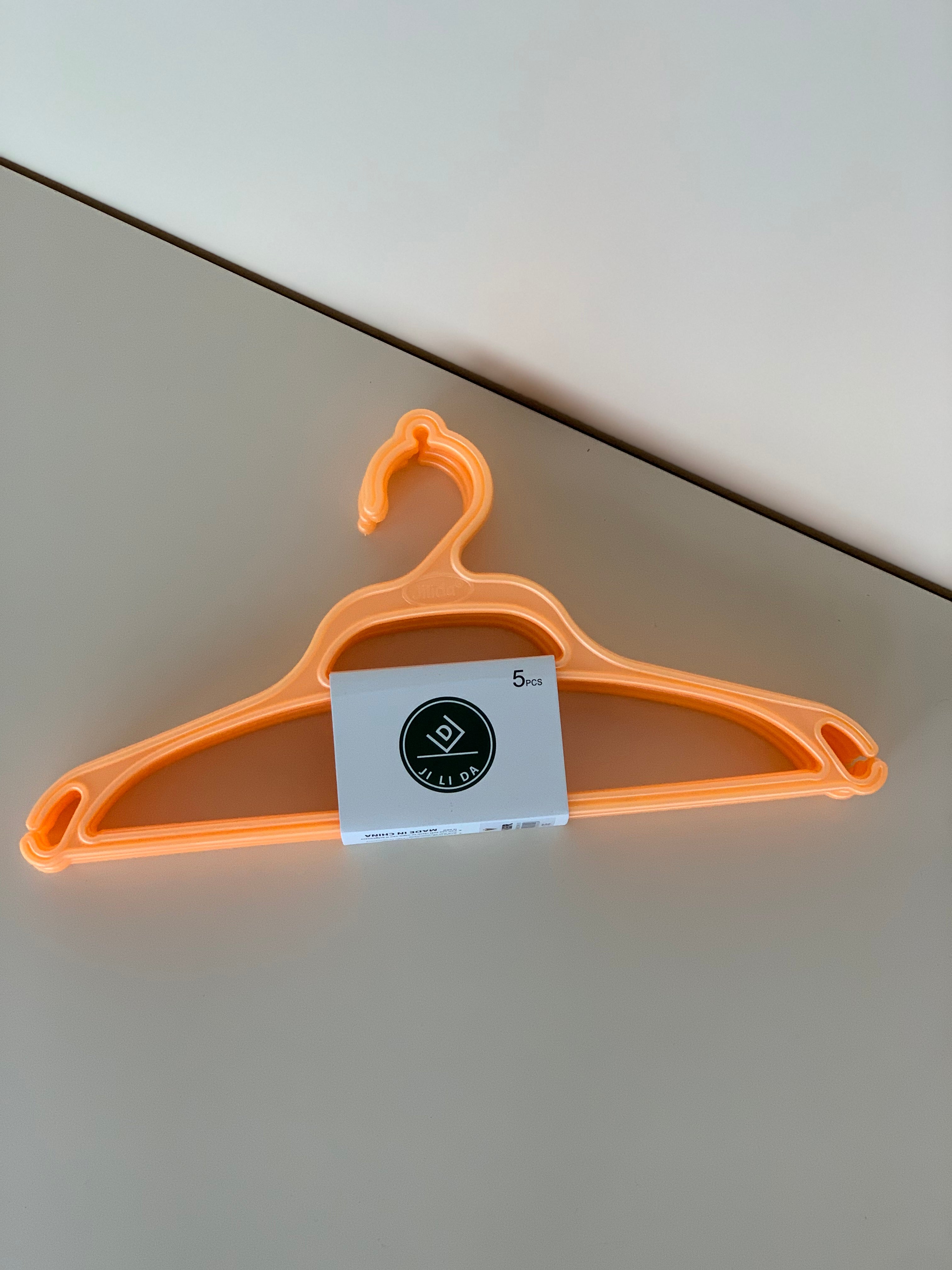 Varëse rrobash plastike, set 5 copë