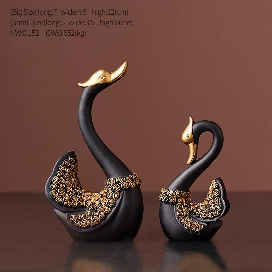 Set me 2 mjelma të zeza me detaje gold dekorative