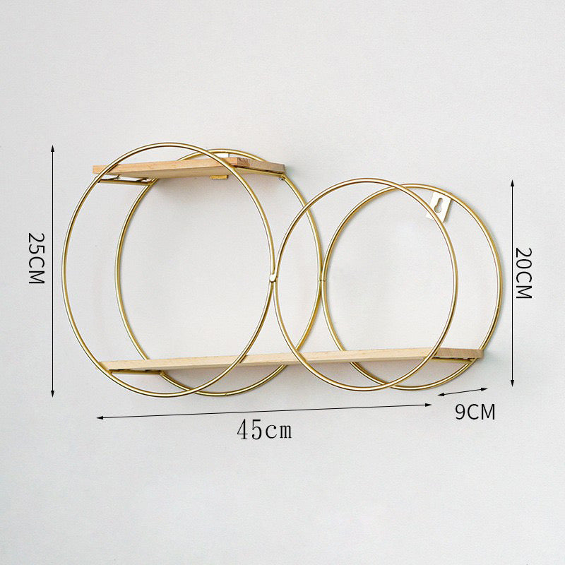 Raft metalik + dru me varje në murë, në formë 2 rrathësh madhësi të ndryshme