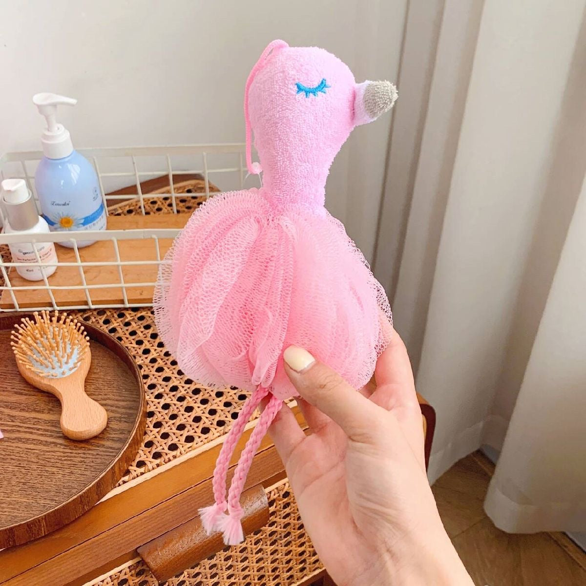 Sfungjer trupi në forme pelikani