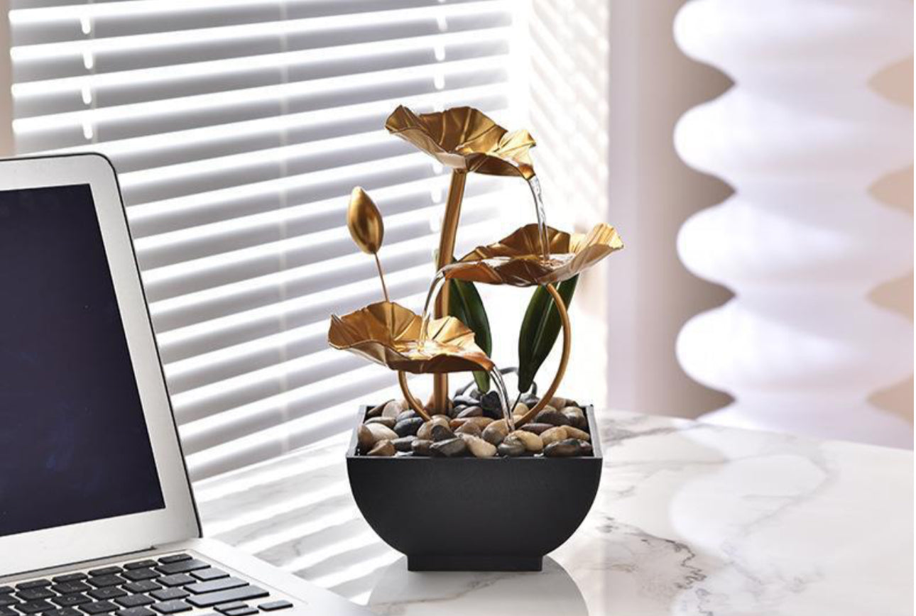 Shatërvan dekorativ me lule gold