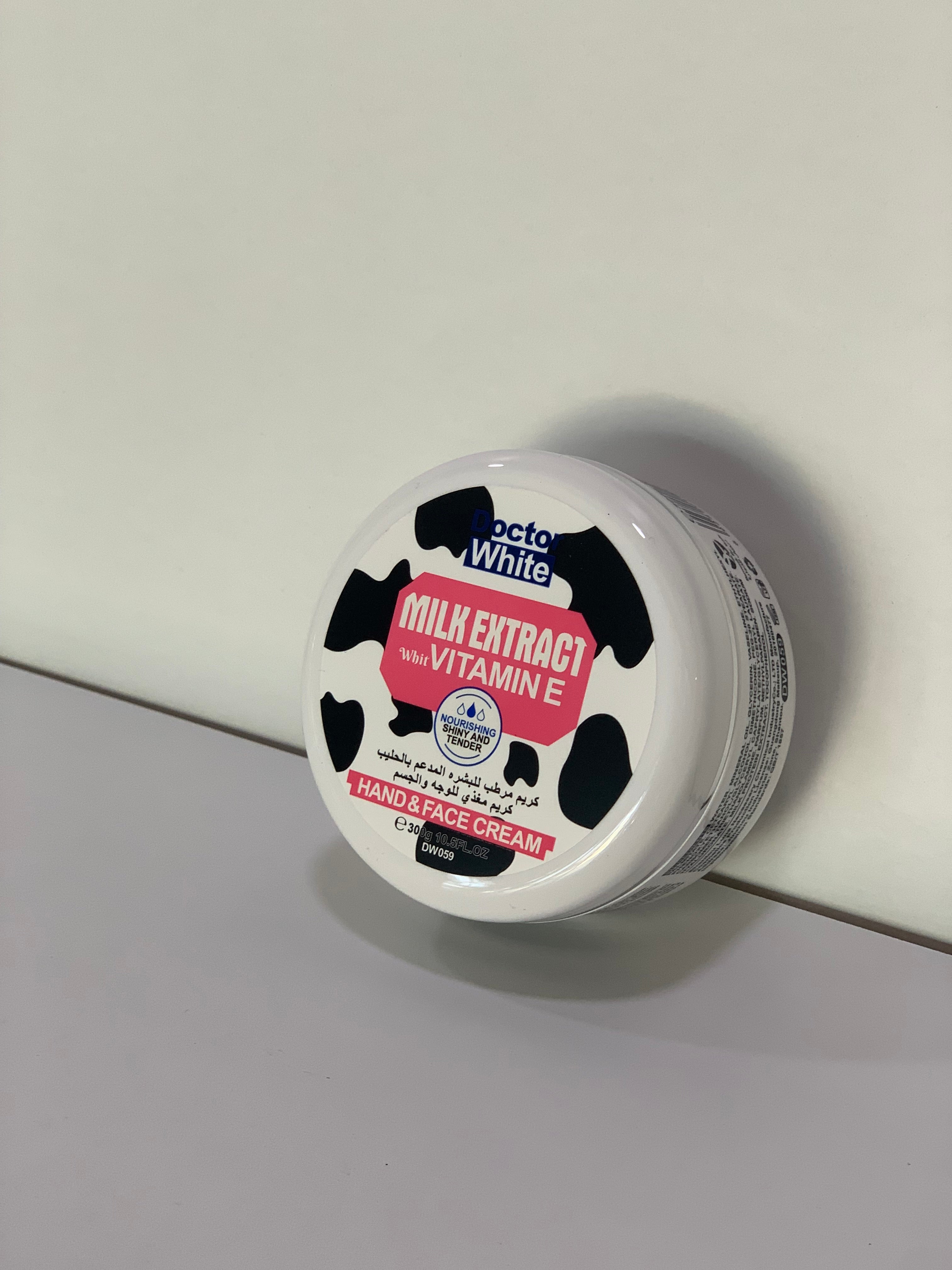 Krem me ekstrakte qumështi Doctor White