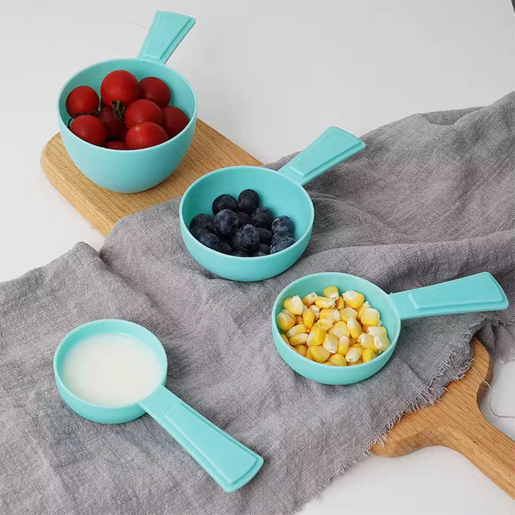 Set me 9 lugë matëse plastike ngjyrë blu