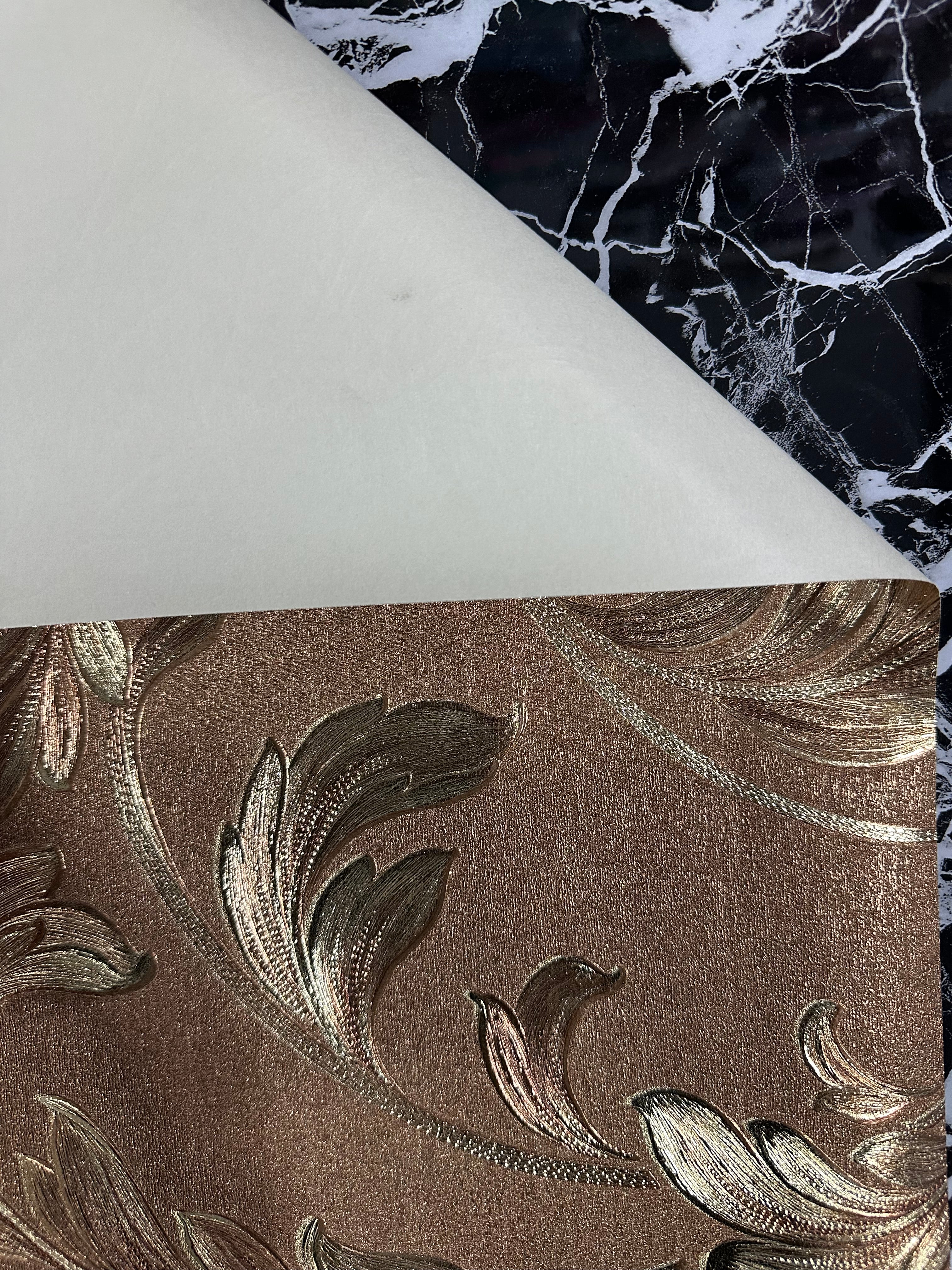 Letër muri me shkëlqim me motive gold