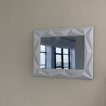 Pasqyrë muri dekorative