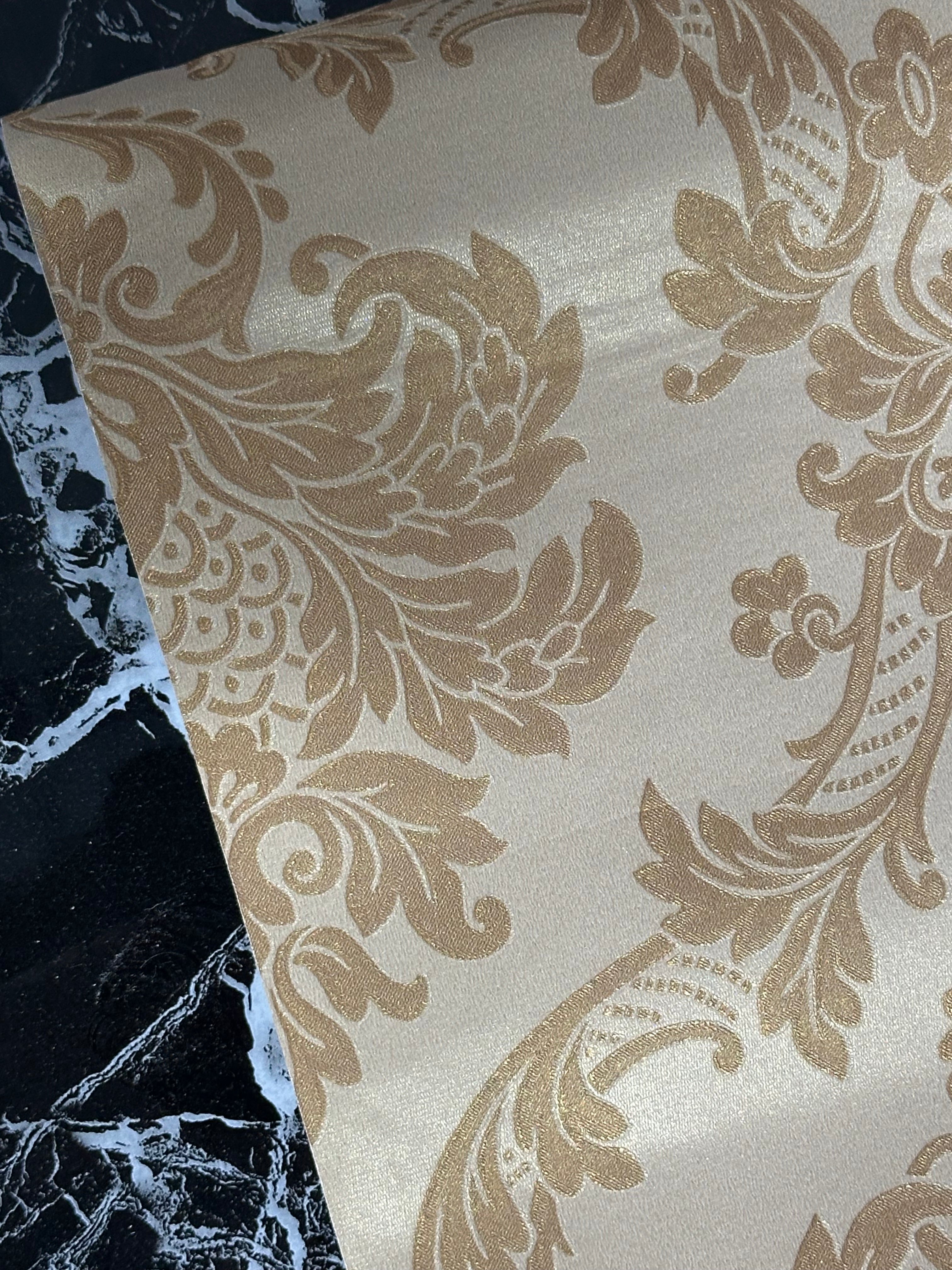 Letër muri stil vintage me detaje gold