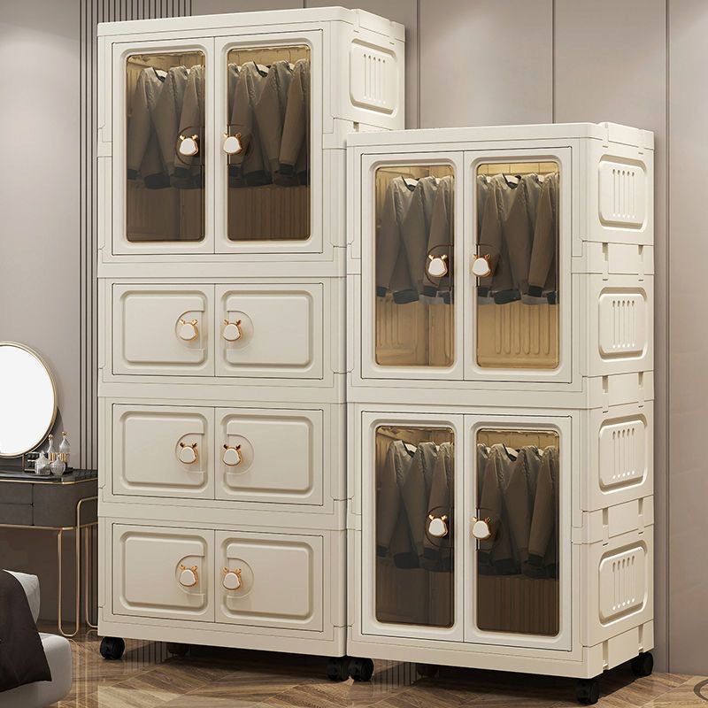 Dollap rrobash me 4 ndarje