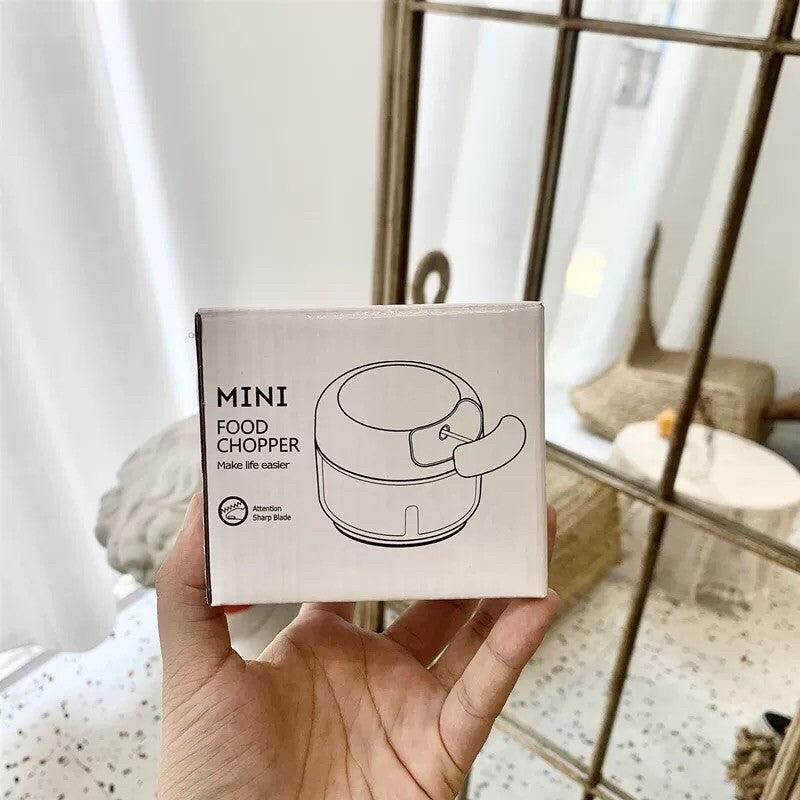 Mini copëtuese me fuqi tërheqëse