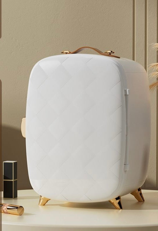 Mini frigorifer skin Care