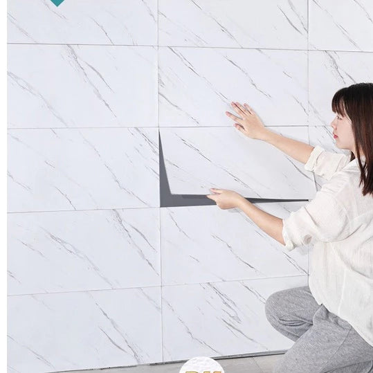 Stiker mural me dizenjo mermeri me nuanca të lehta 30 cm x 60 cm