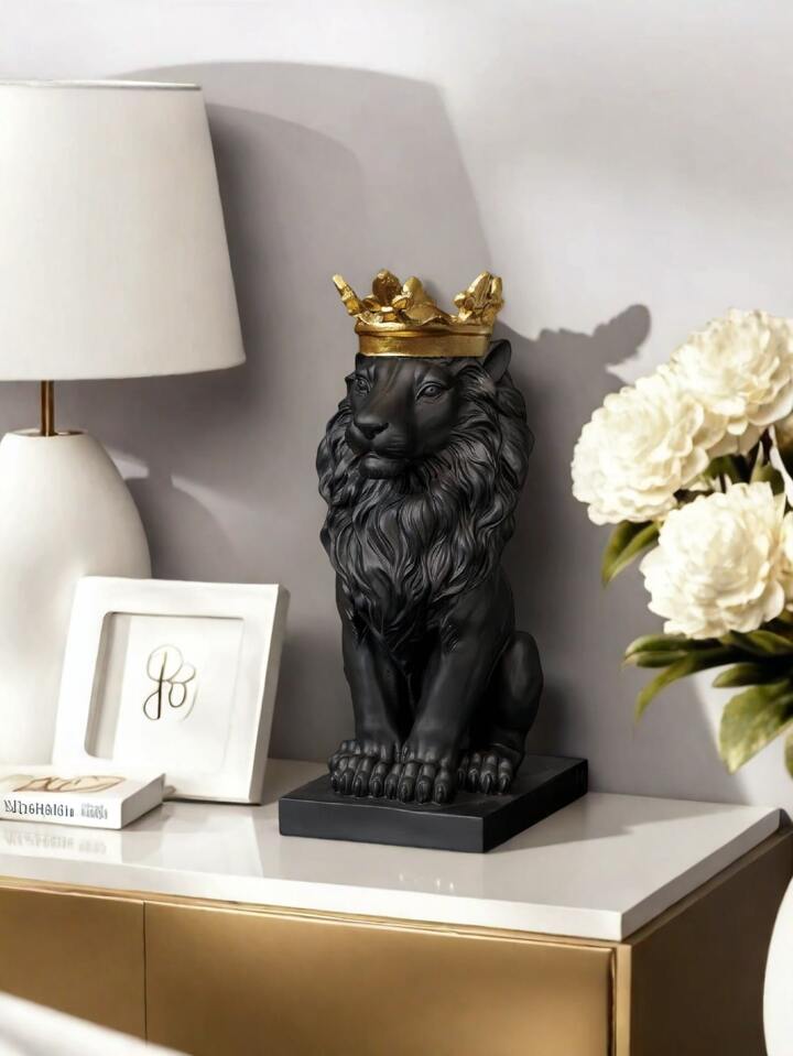 Statuja në formë luani me kurorë gold me 3 përmasa