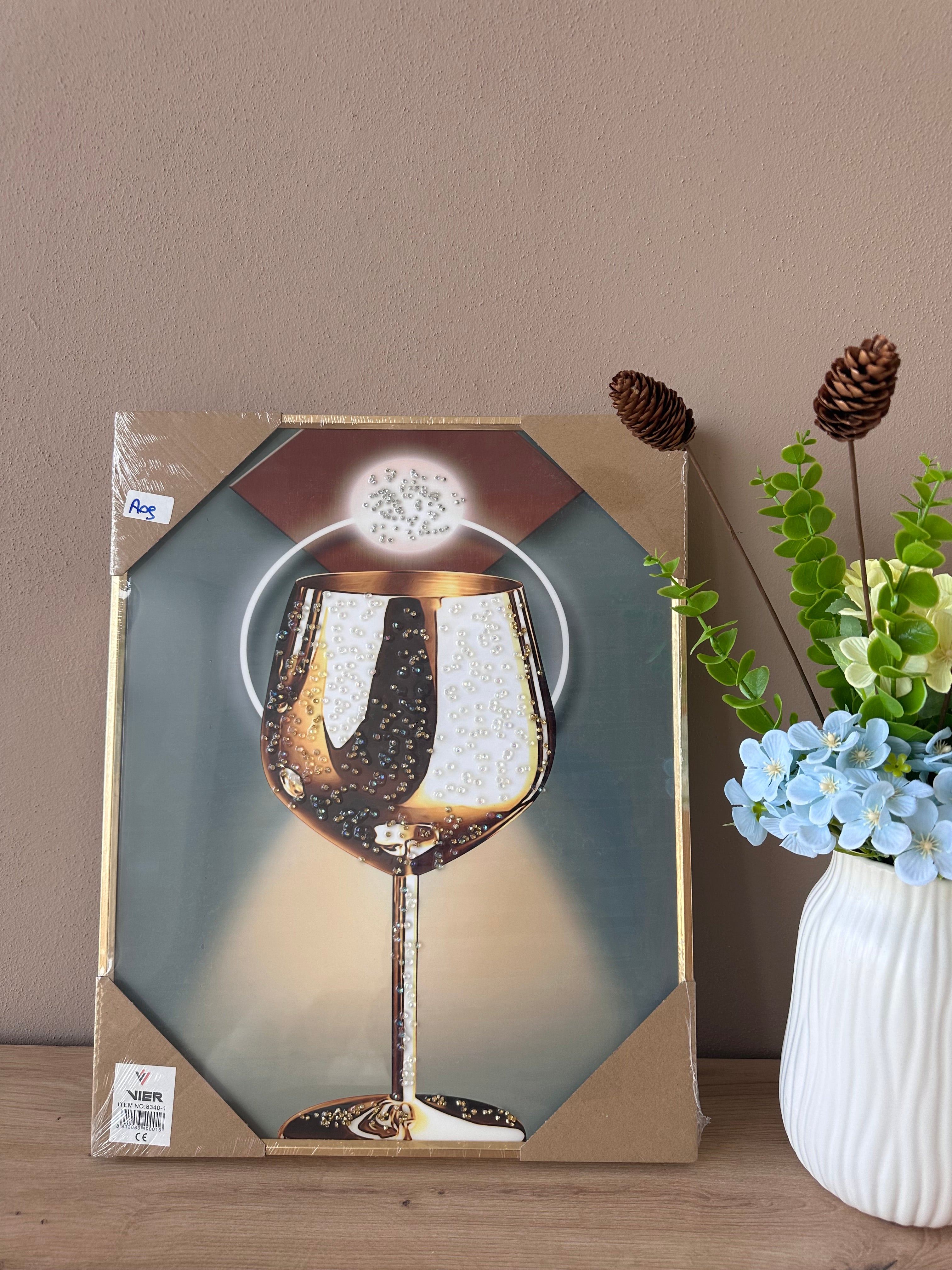 Pikturë me kornizë gold me figura abstrakte