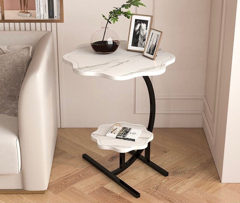 Tavolinë me hark në formë lule