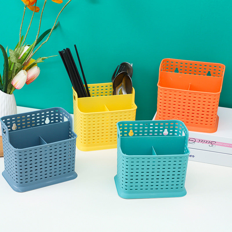 Organizuese plastike për serviset e kuzhinës me 3 ndarje