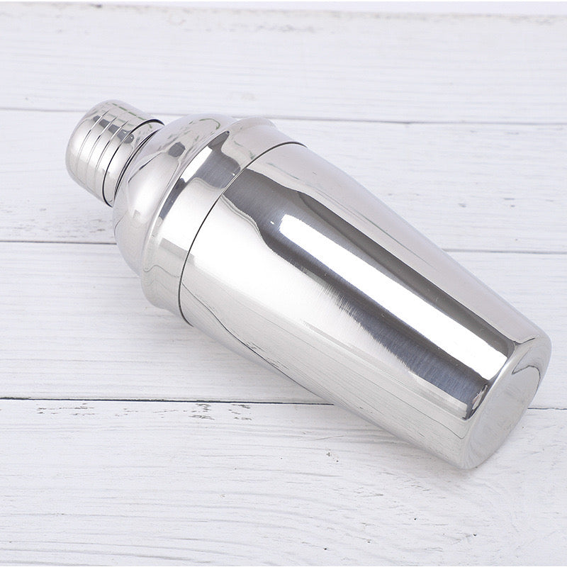 Shaker inoksi për koktejle