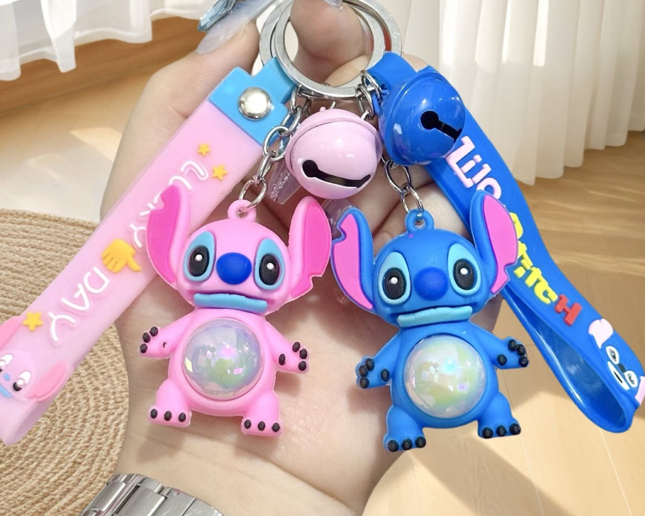 Varëse çelsash me dritë me Stitch