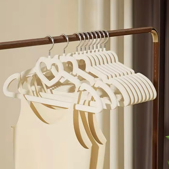 Varëse rrobash velvet