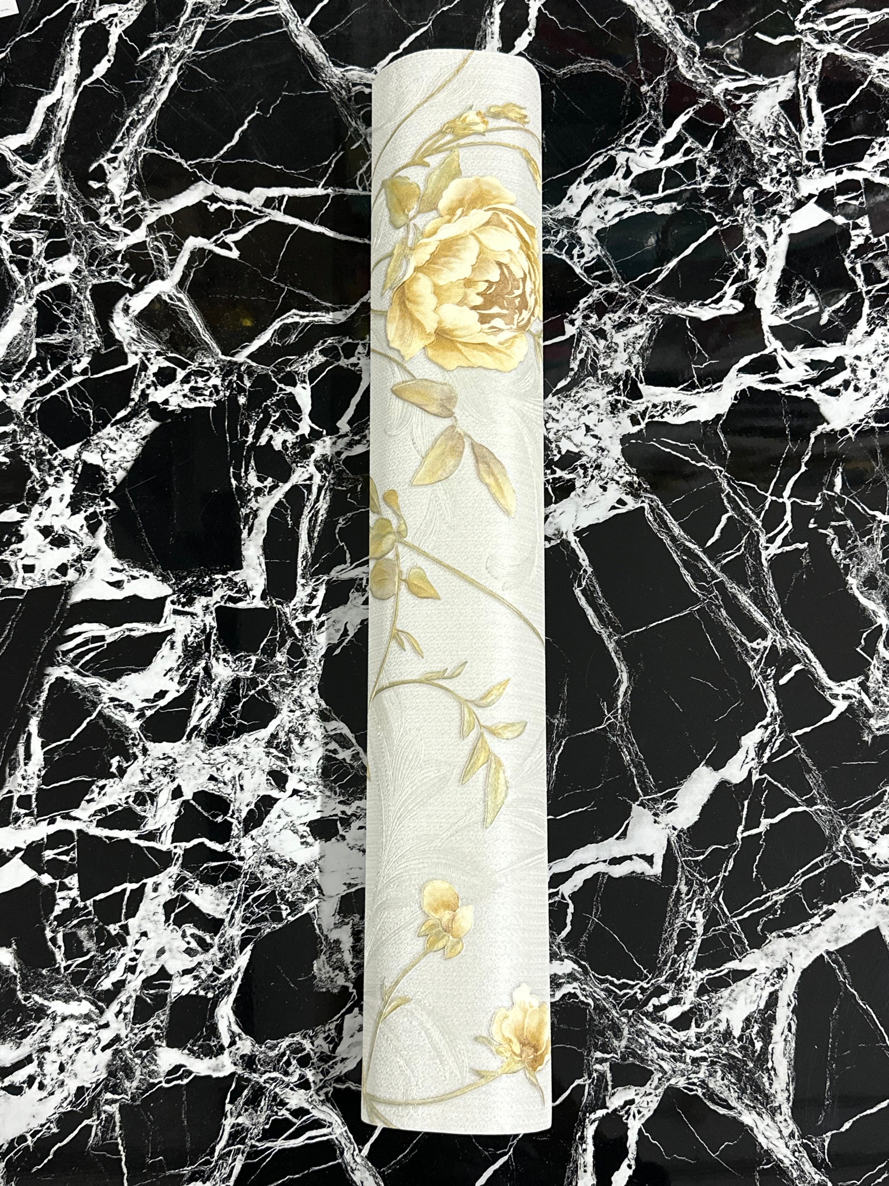 Letër muri me trëndafil gold