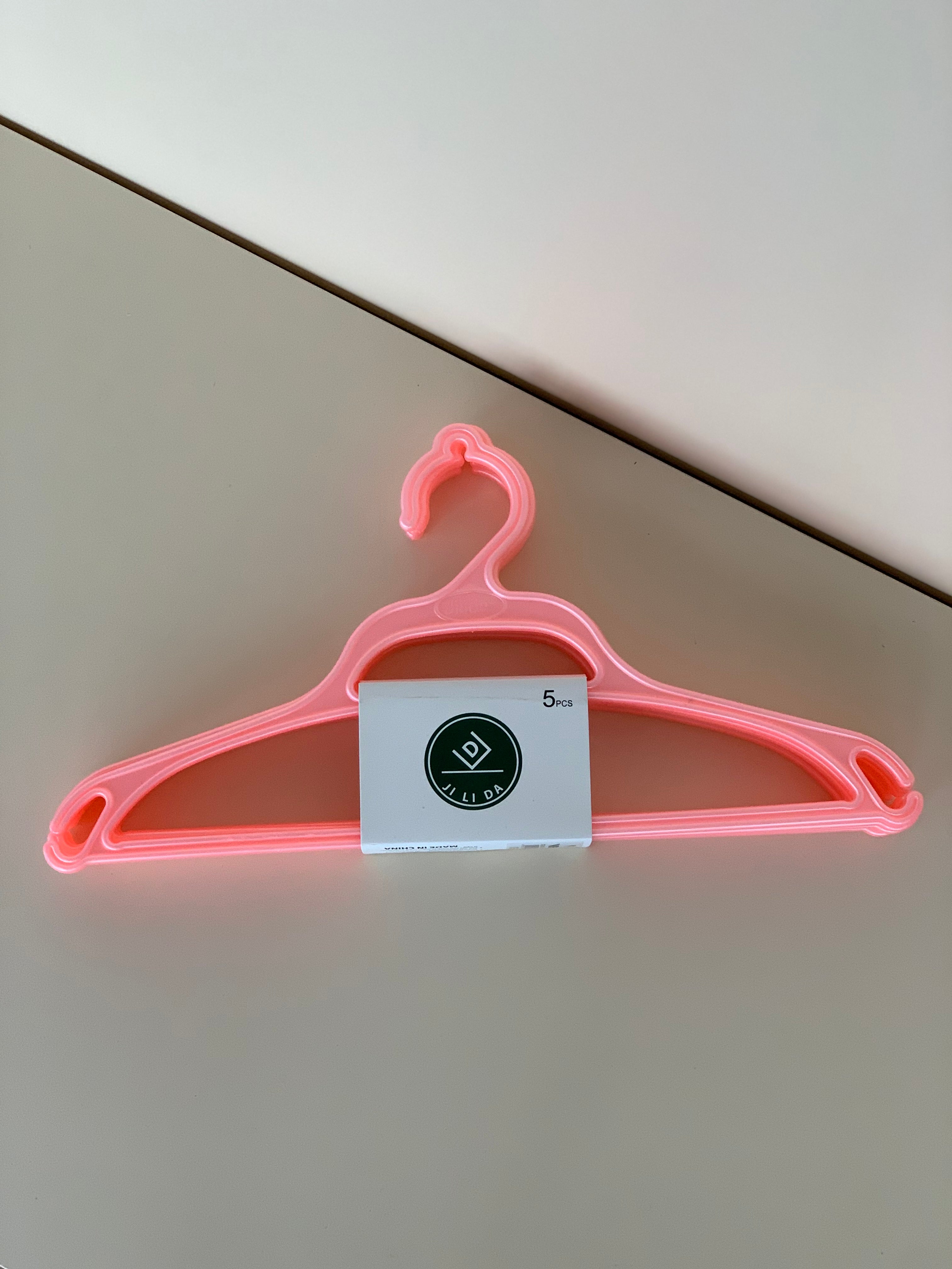 Varëse rrobash plastike, set 5 copë