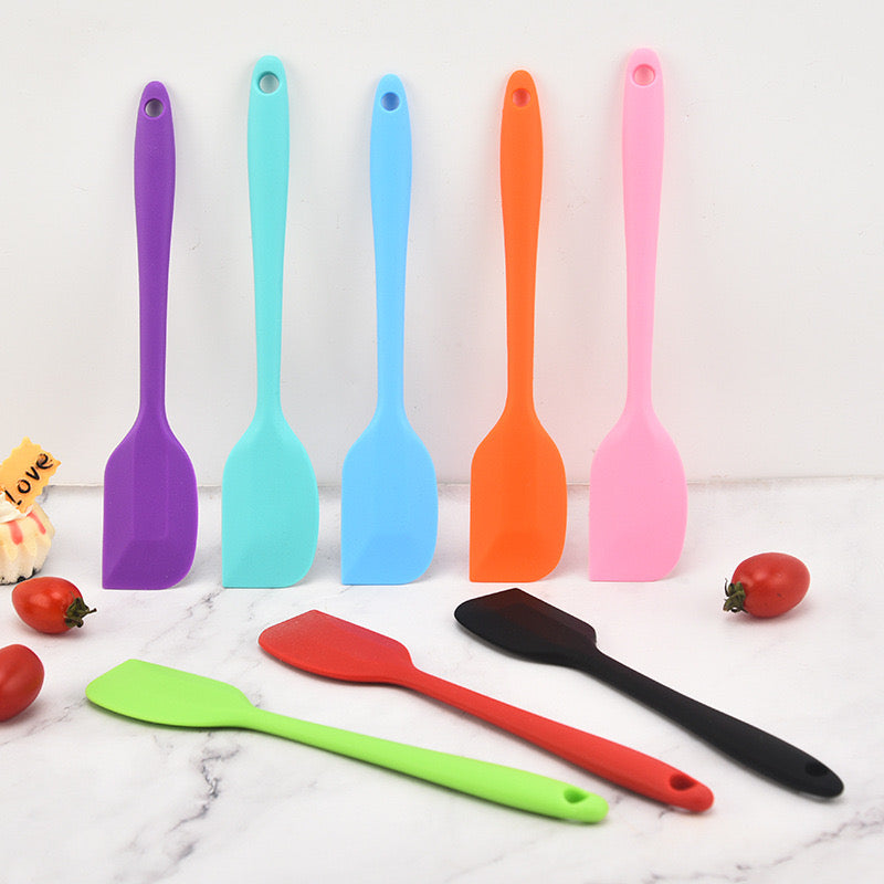Spatul silikoni për kuzhinën