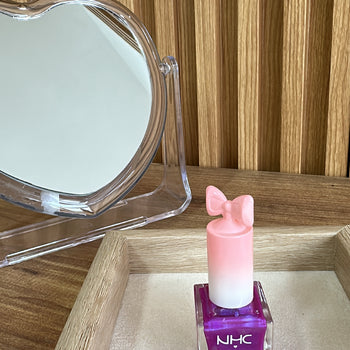 Manikyr Polish në ngjyra të ndryshme, me dizenjo fëmijërore