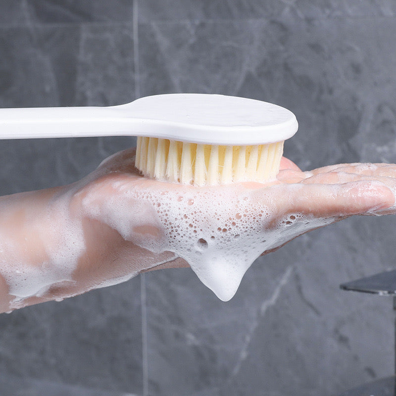 Furçë dushi për trupin me bisht