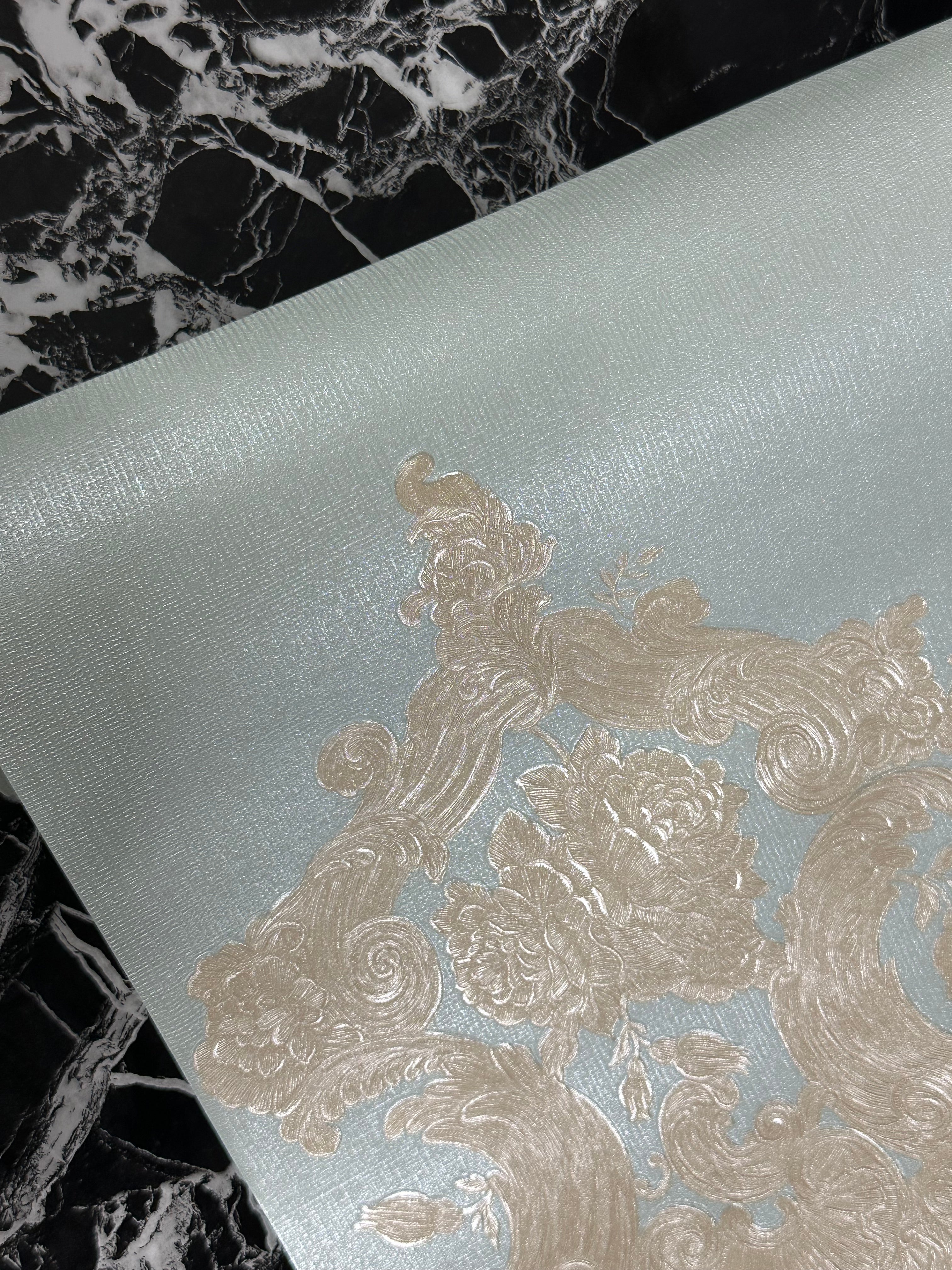 Letër muri blu me shkëlqim dhe detaje blu