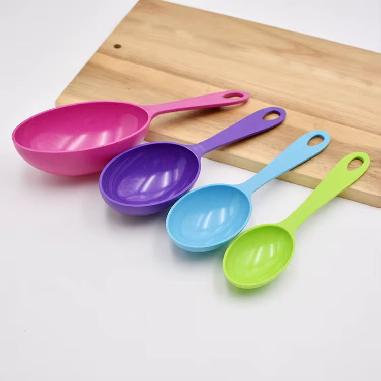 Set me 9 lugë matëse për kuzhinë