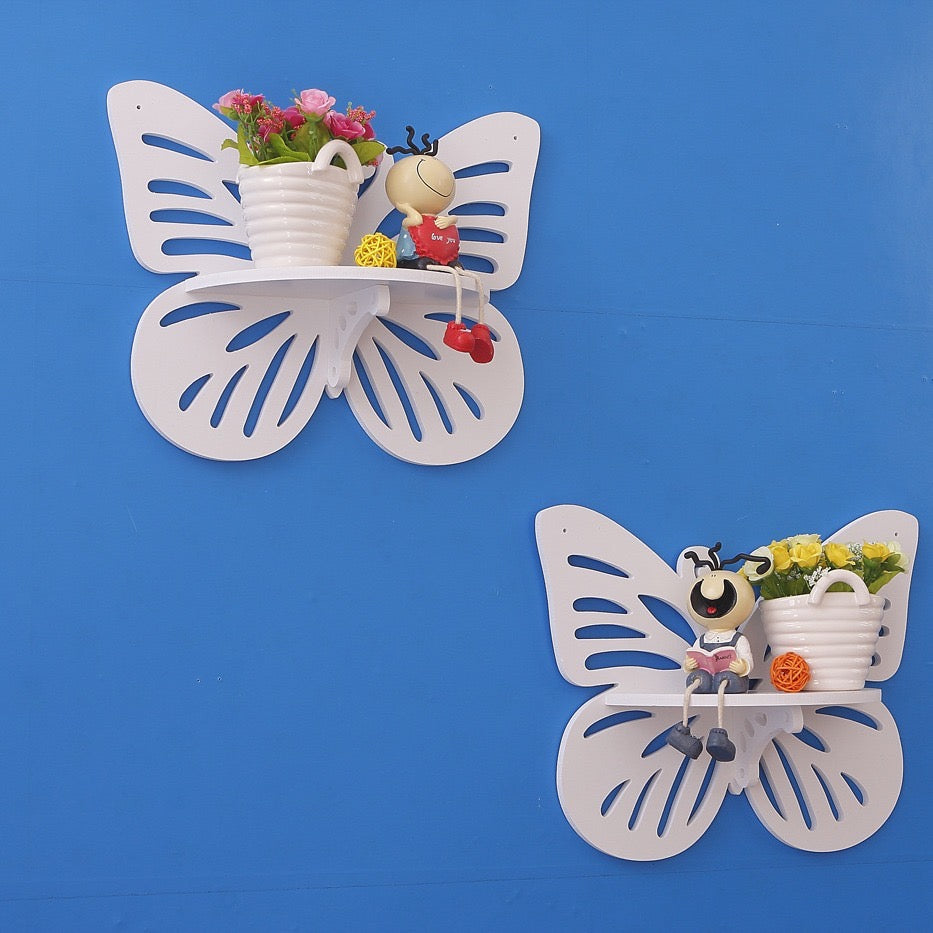 Mbajtëse druri për sende në formë fluture