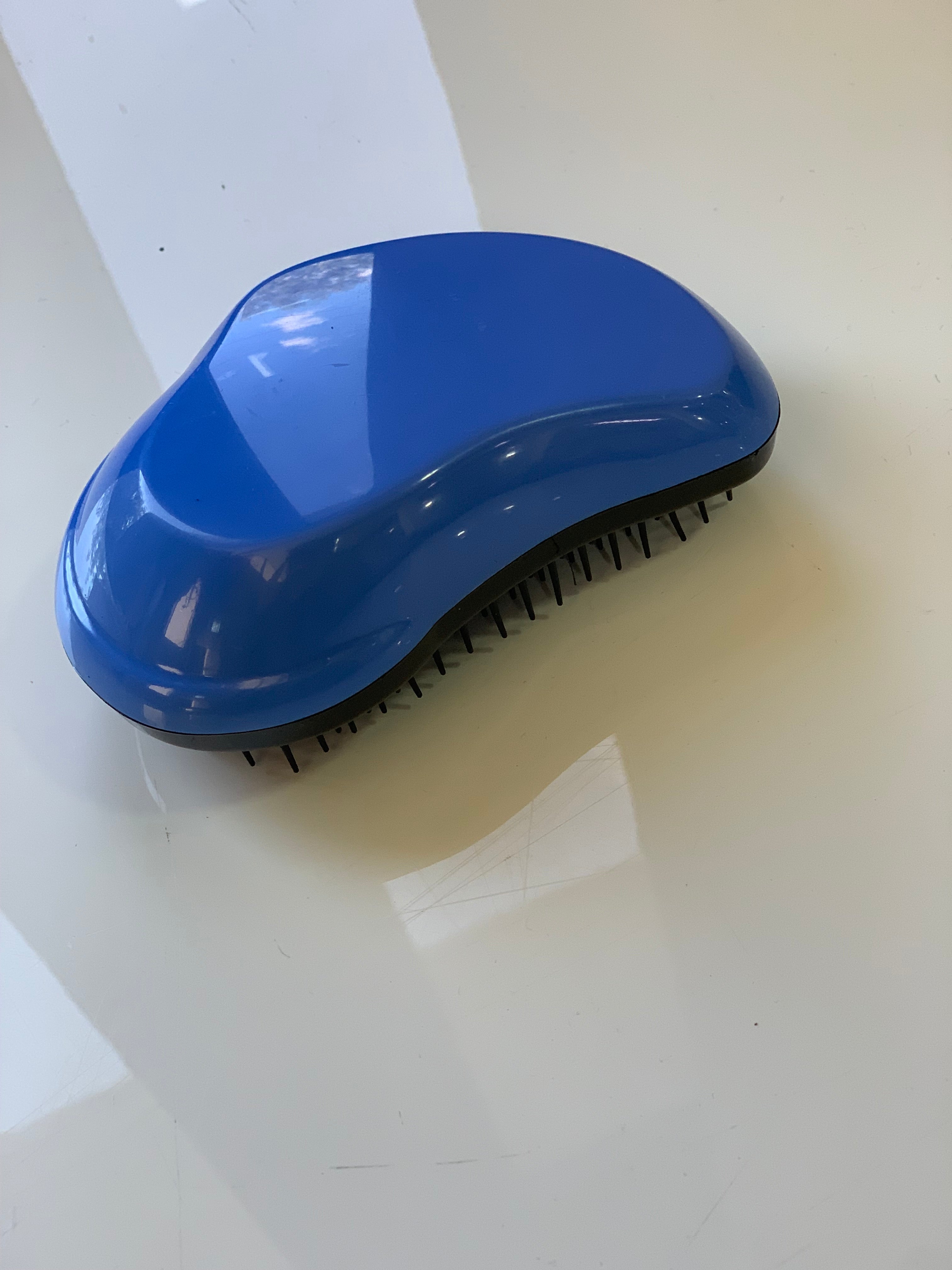 Krehër për flokët në formë kokërr fasule