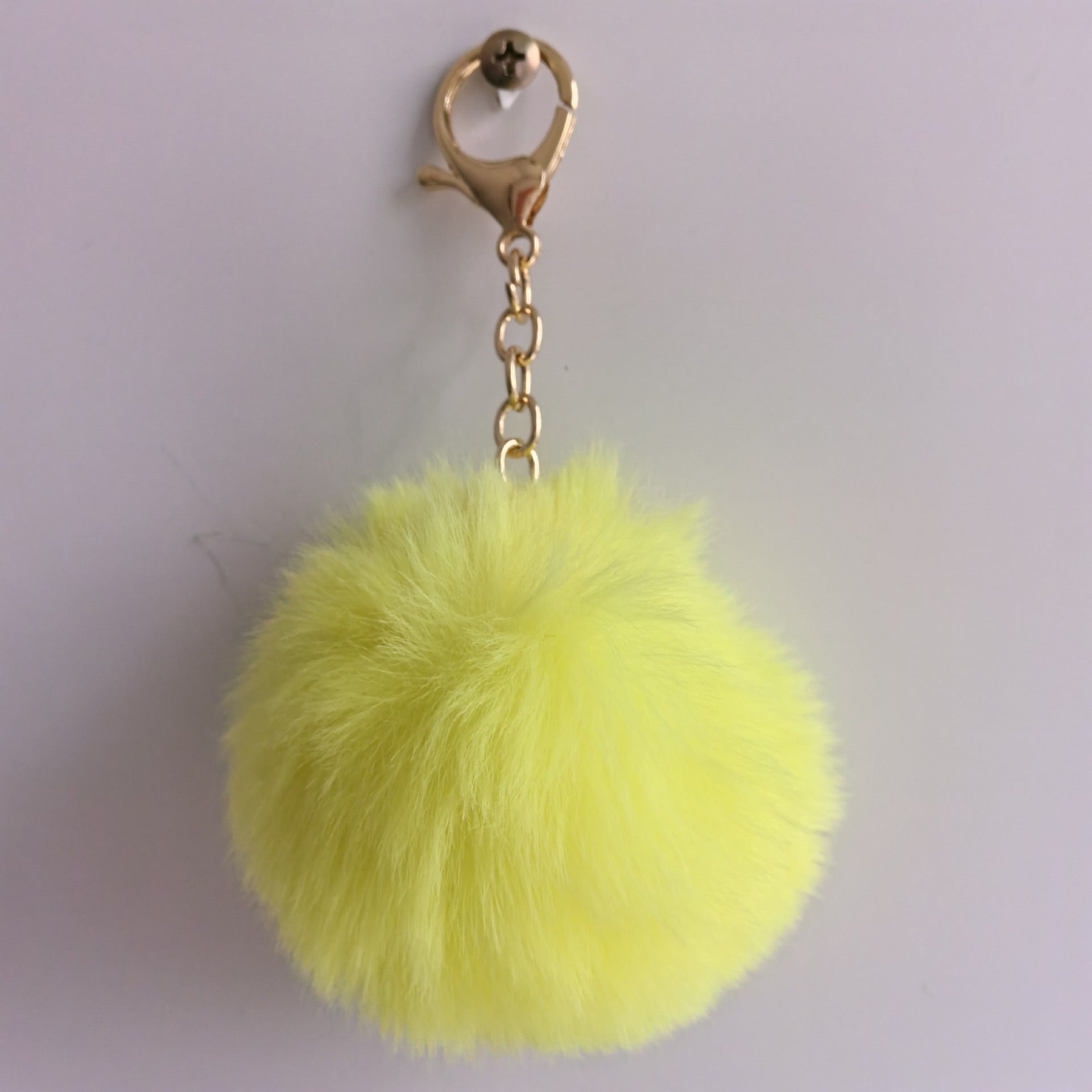 Varëse çelësash në formë topi