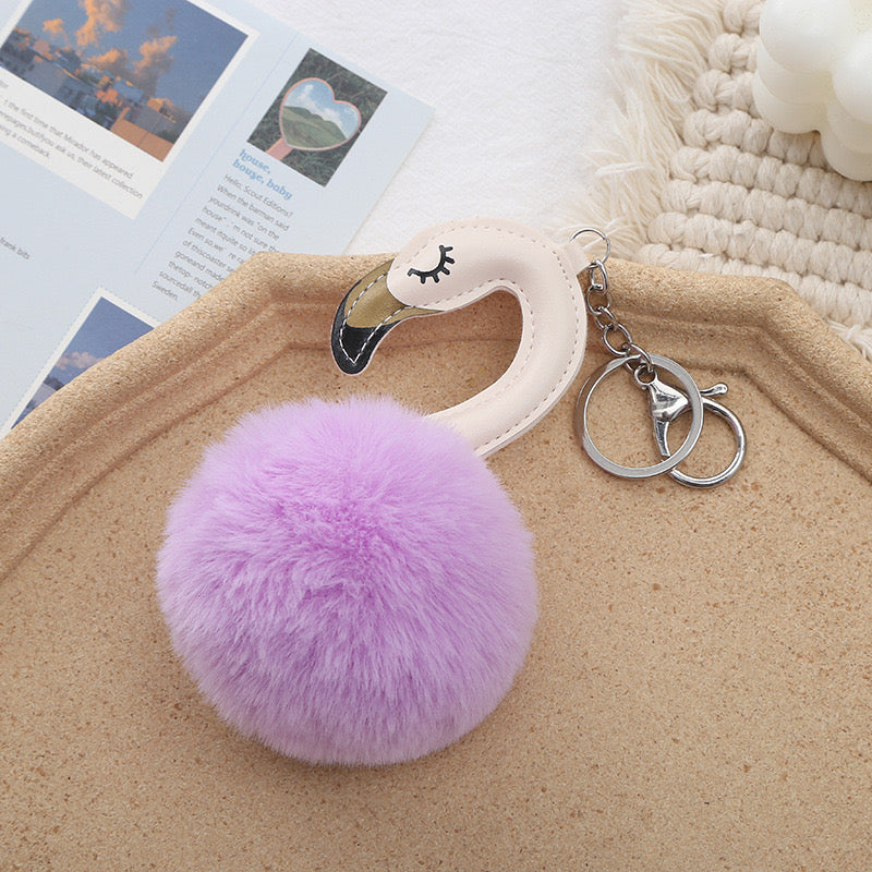 Varëse çelësash me pelikan