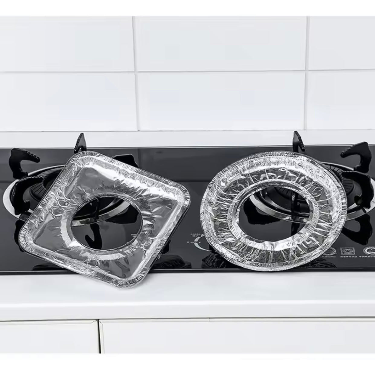 Mbrojtëse alumini ndaj pllakës së sobës së kuzhinës, set 10 copë (formë katrore dhe rrethore)