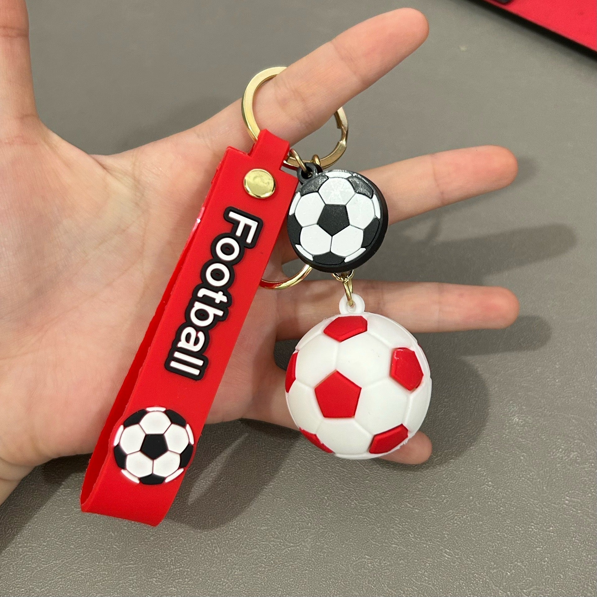 Varëse çelësash me top futbolli