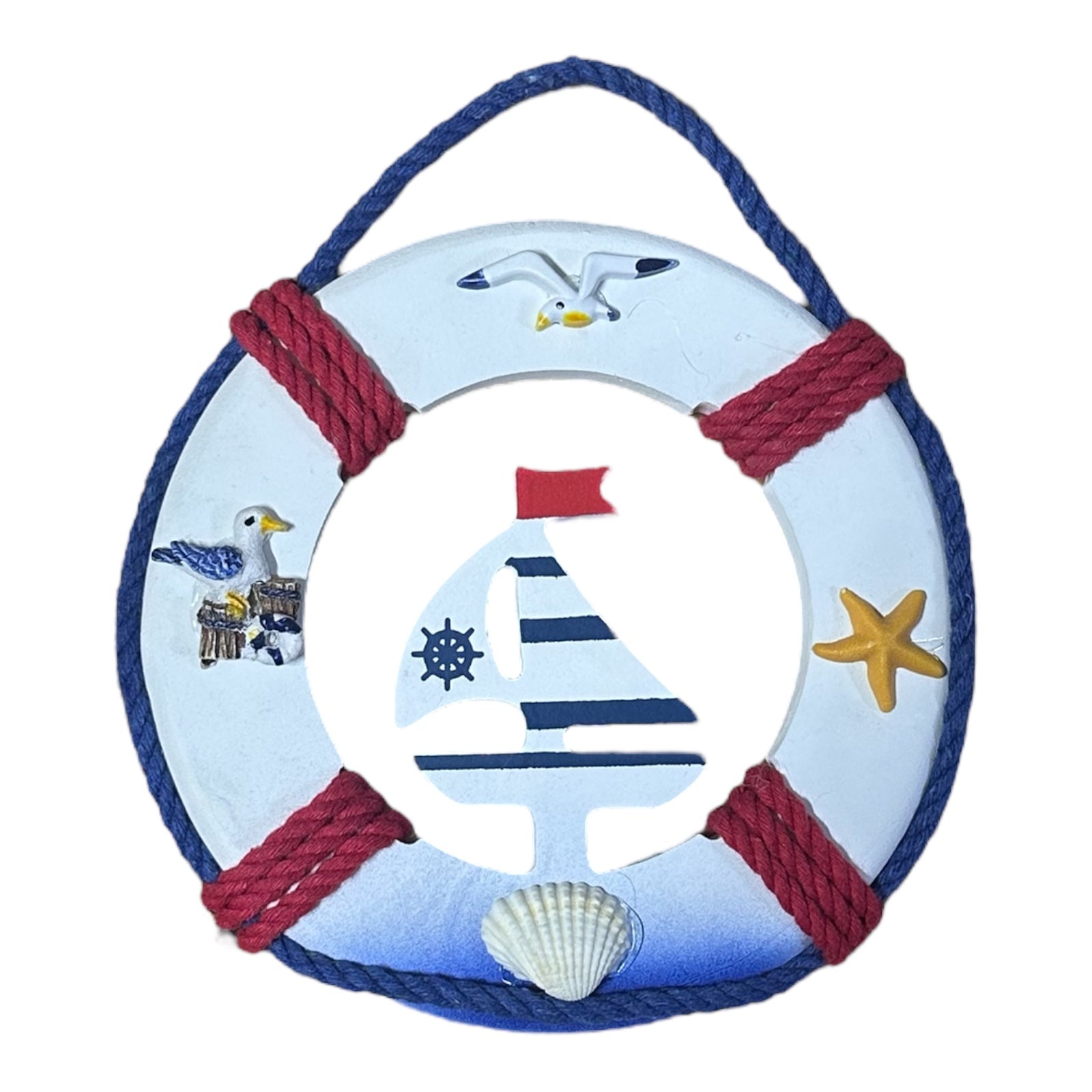 Dekoruese druri me varkë e motive marinari