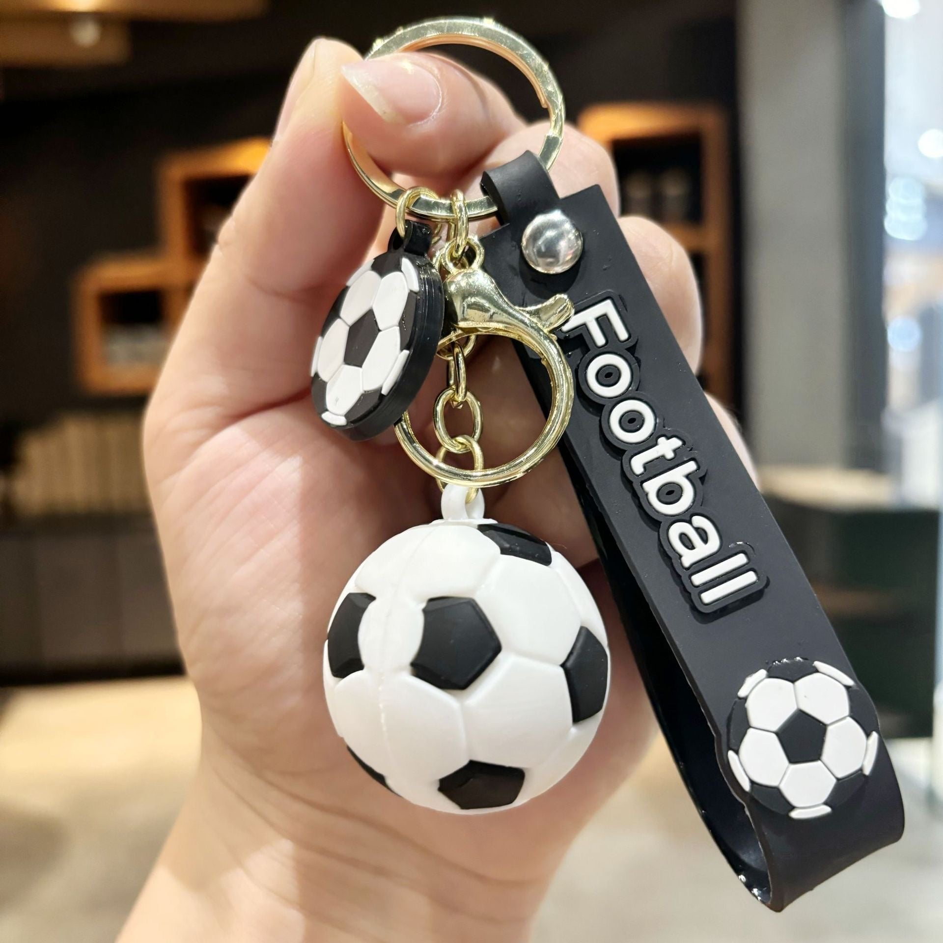 Varëse çelësash me top futbolli